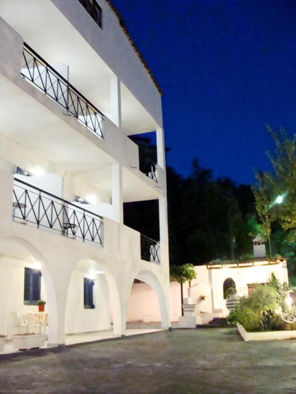 Villa Diamanti Kanapitsa  Zewnętrze zdjęcie